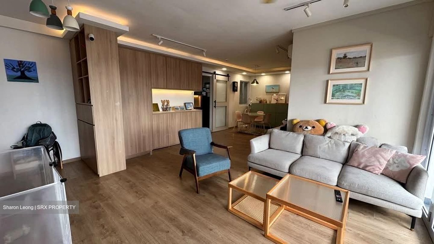 Blk 680 Jurong West Central 1 (Jurong West), HDB Executive #588237311